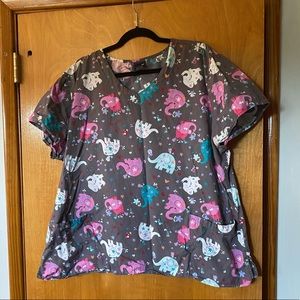 Elephant scrub top 🐘